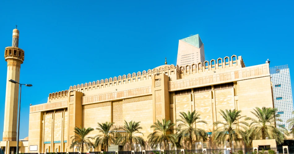 在法赫德·阿尔·萨勒姆街住宿是探索科威特城的完美选择